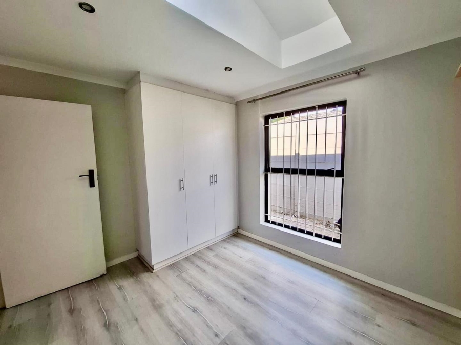 4 Bedroom Property for Sale in West Beach Western Cape